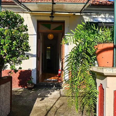 Apartment Casa Do Pinheiro, A In Madeira *