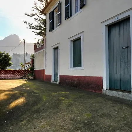 Casa Do Pinheiro, A In Madeira * Sao Vicente (Madeira)